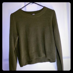 Green cropped sweatshirt